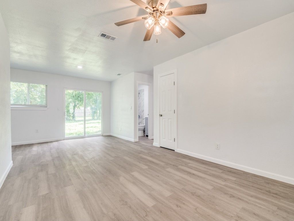 525 Moonlight Drive