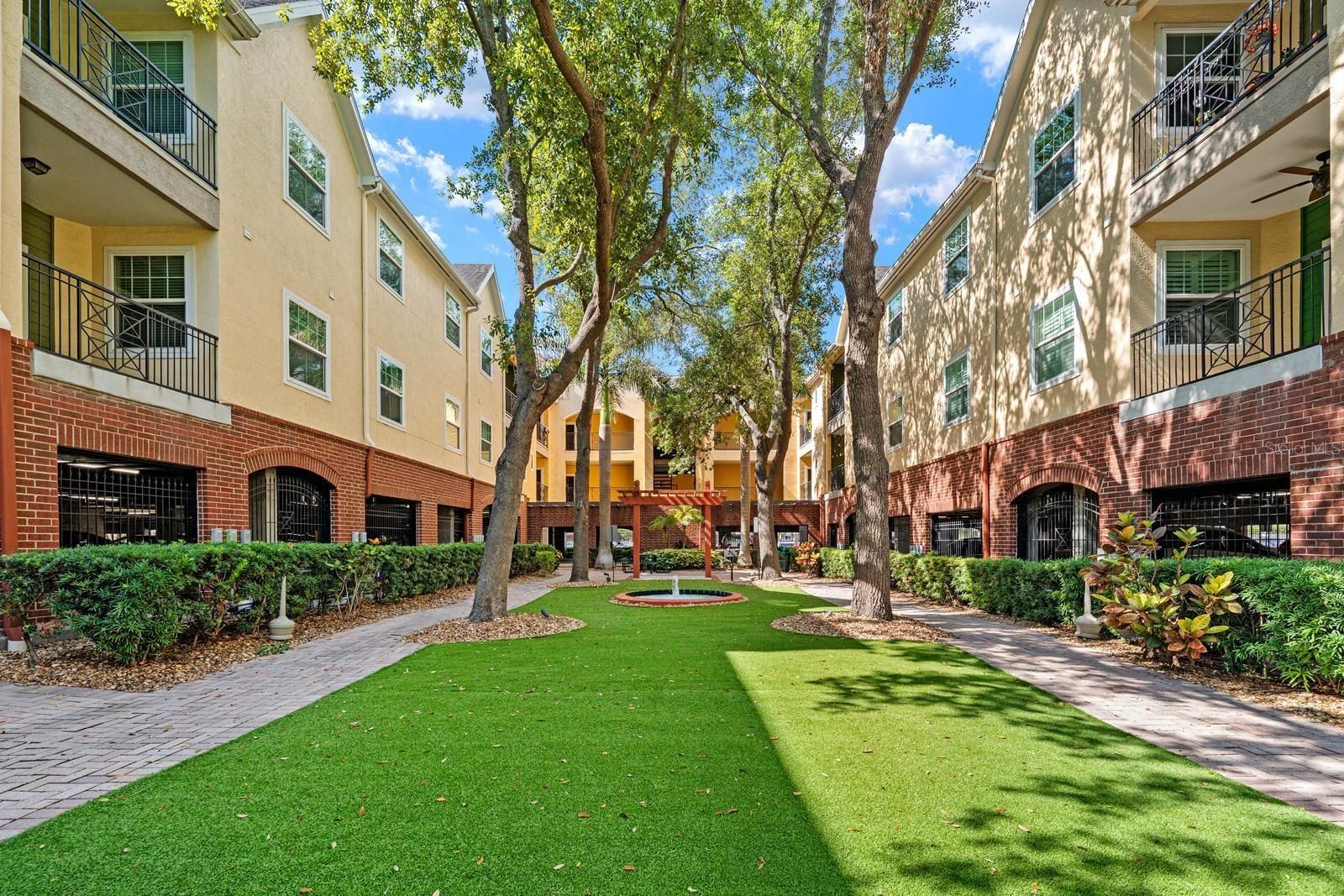 2010 E Palm Avenue 14317