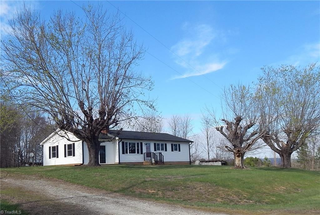 1065 Dallas King Road