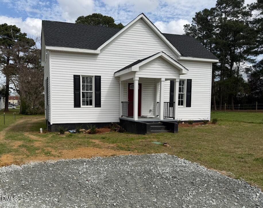 305 E Harnett Street