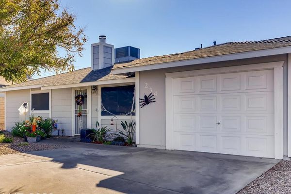 Hillcrest Manor Henderson Nv Homes For Sale Real Estate Neighborhoods Com