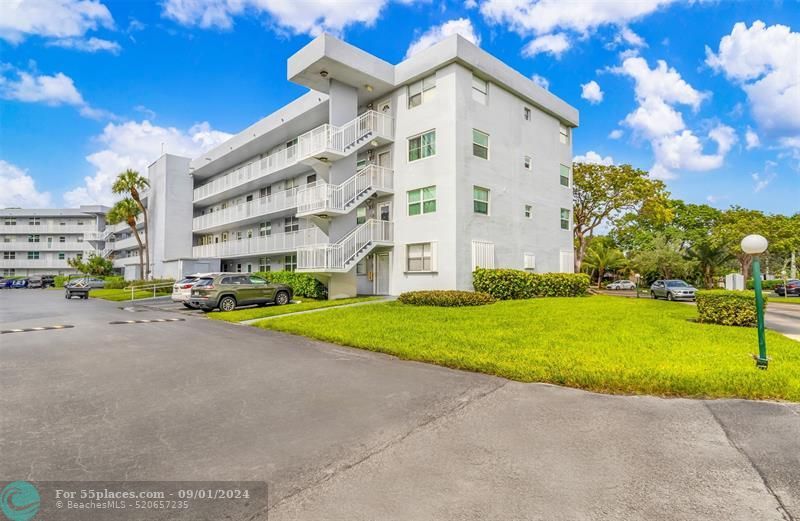 121 Royal Park Dr 3H