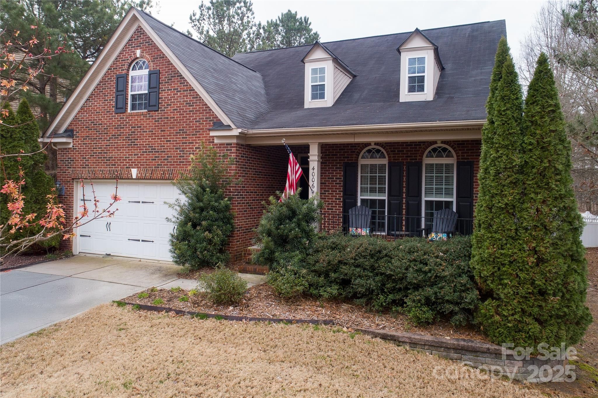 4006 Hickory View Drive