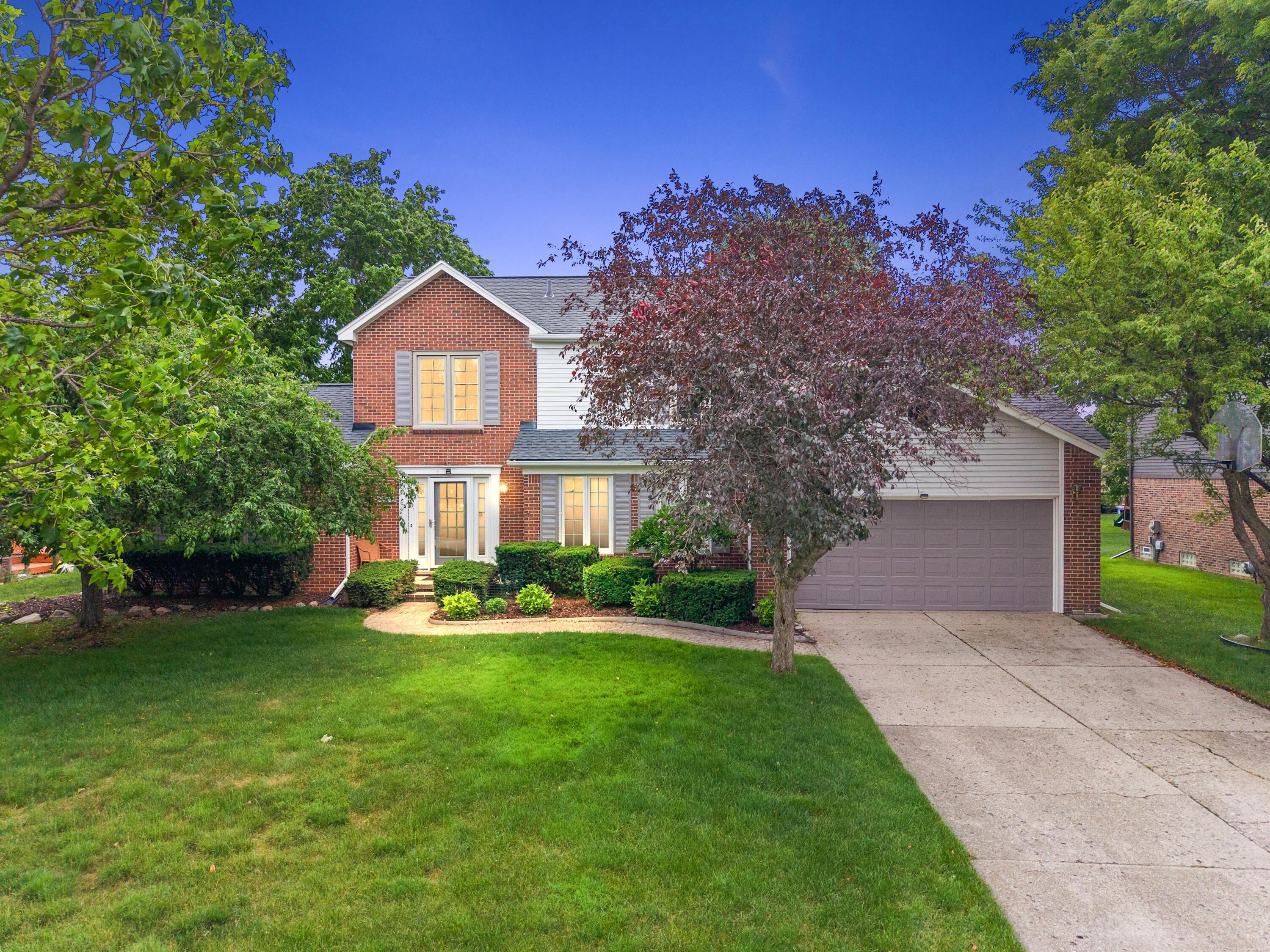 24762 White Plains Drive