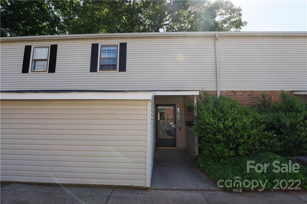 5917 Quail Hollow Road B