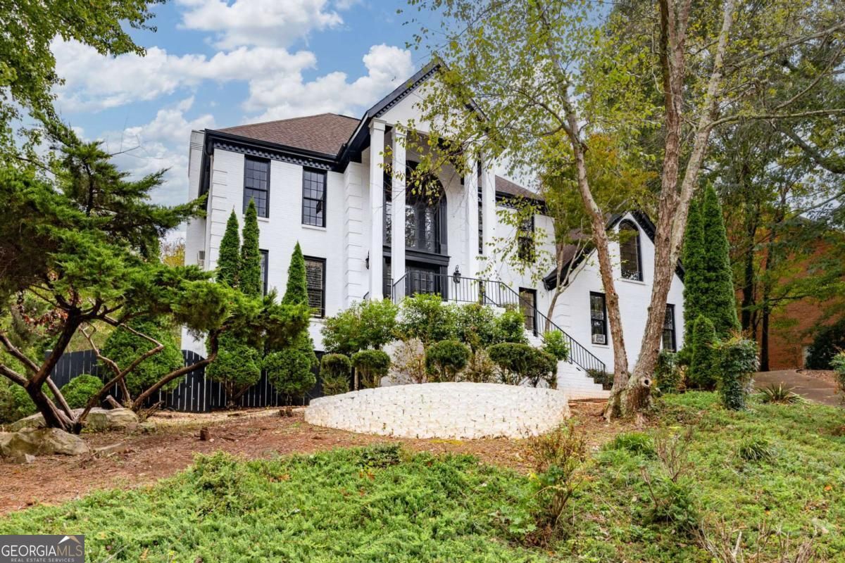 762 Bedford Oaks Drive
