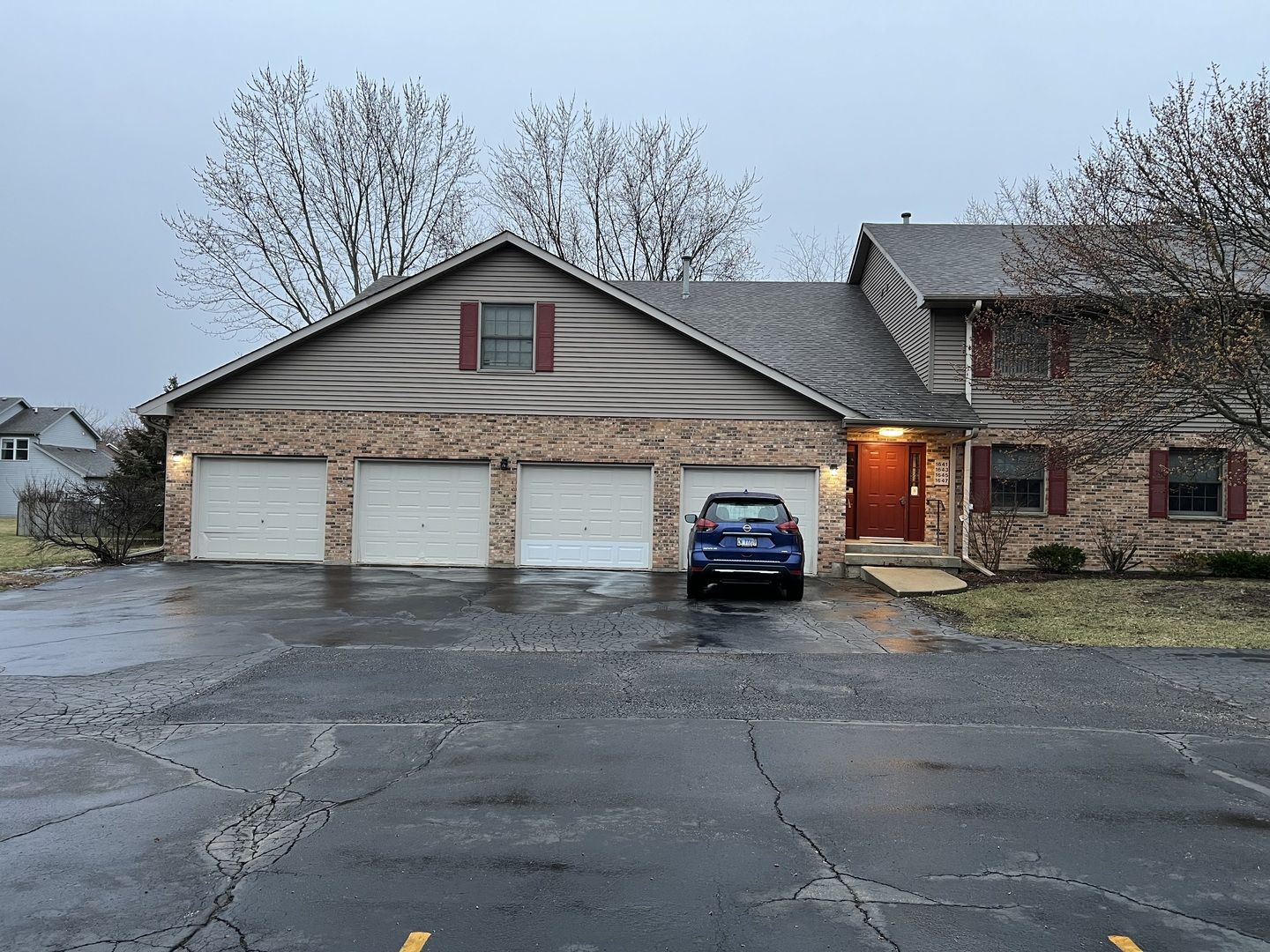 1643 W Beach Road 1643