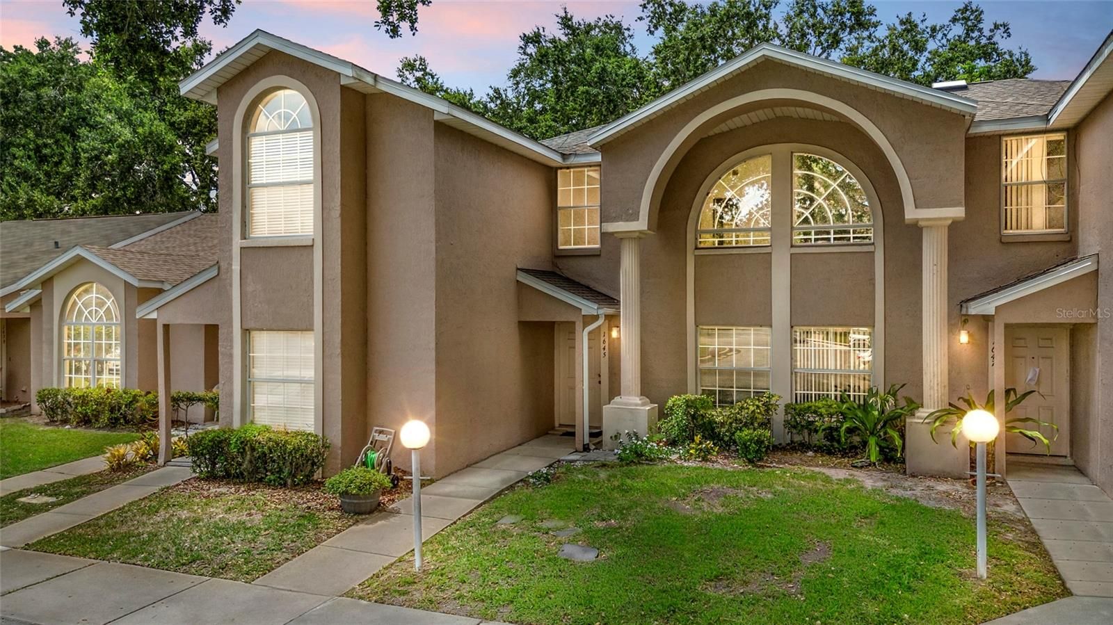 1645 Windsor Oak Court