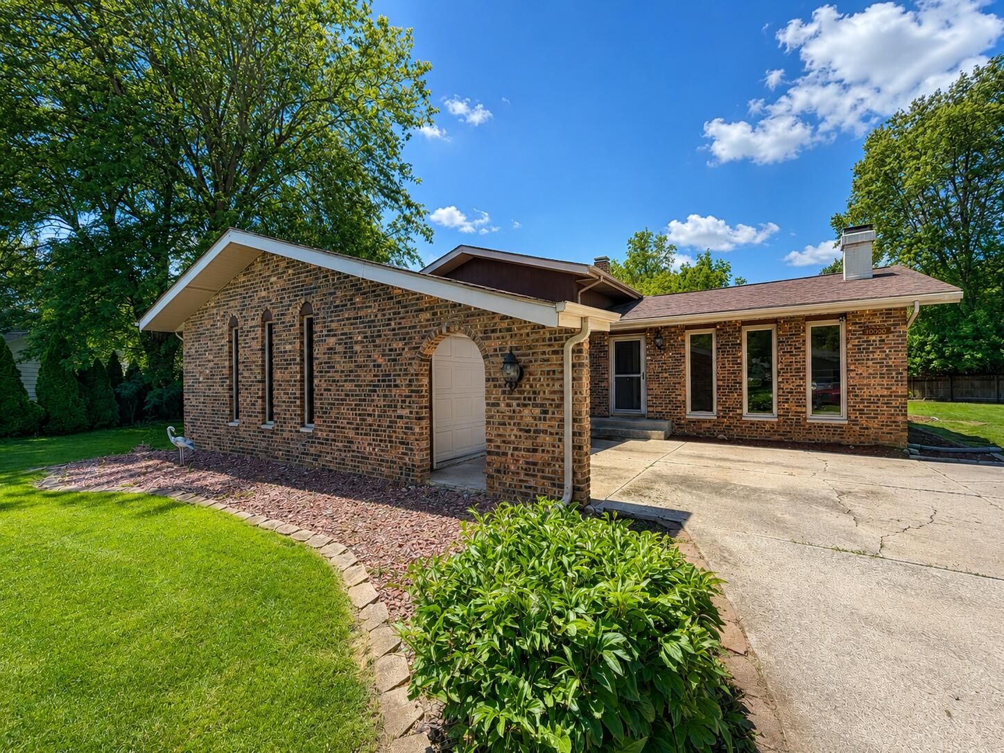 10008 Garfield Court