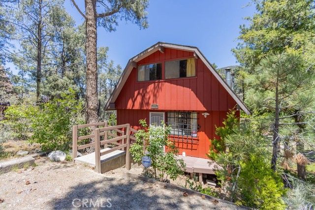 2421 Ironwood Drive