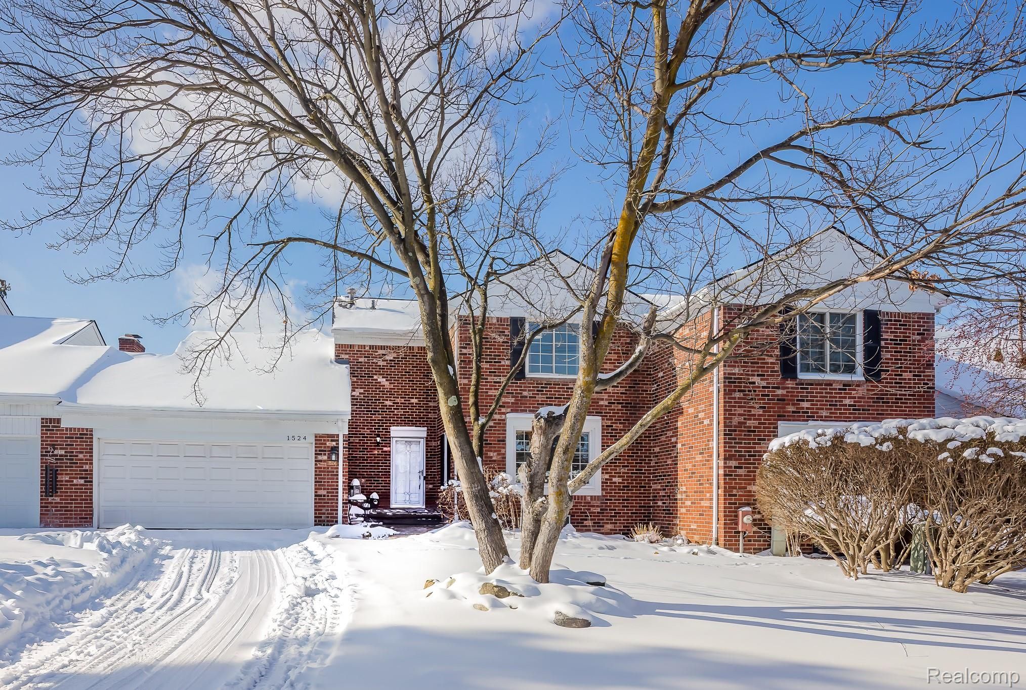 1524 Georgetown Drive 32