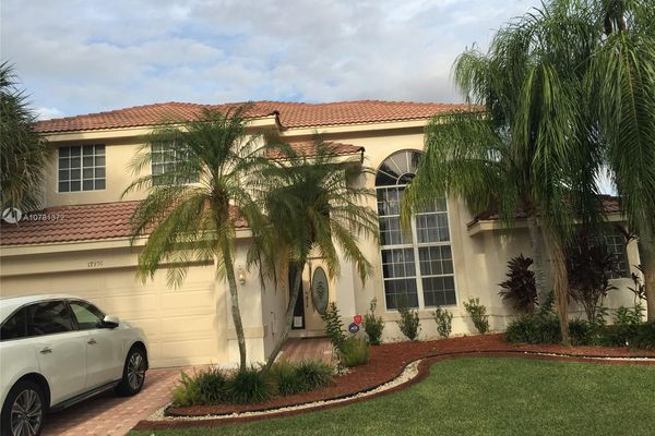 The Enclave Pembroke Pines Florida Neighborhoods Com