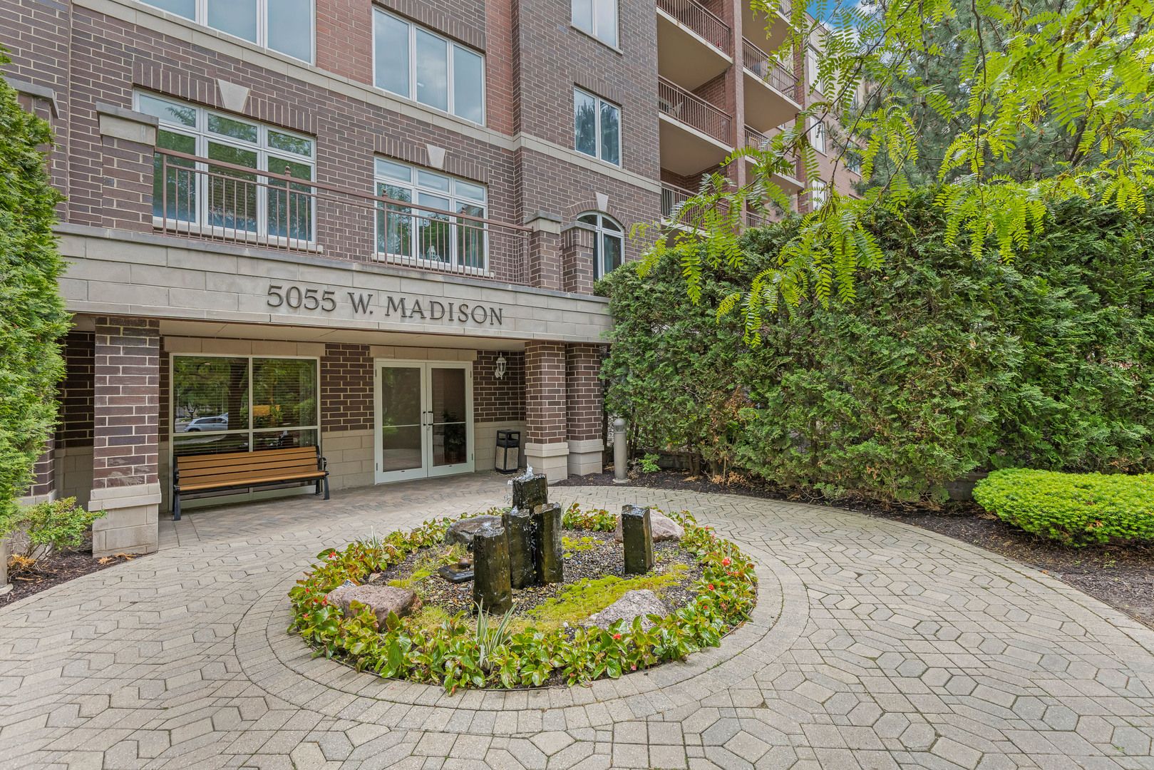 5055 W Madison Street 511