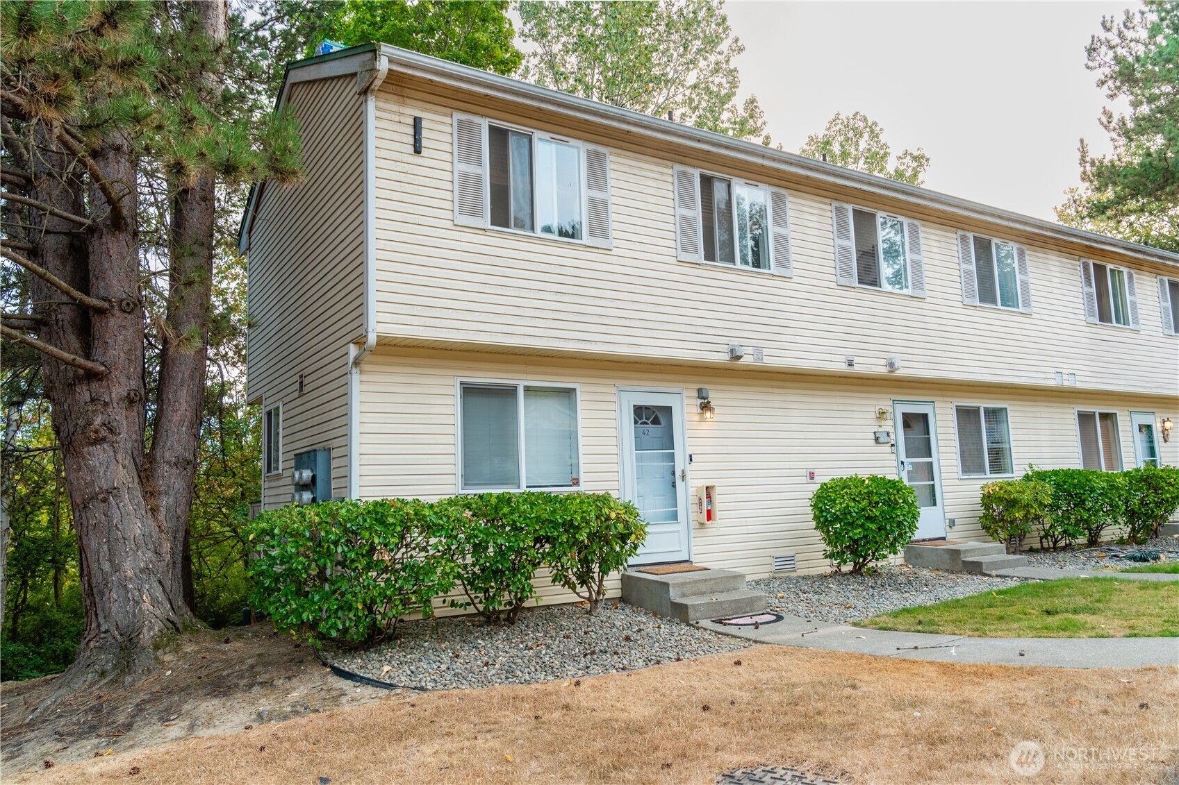 833 Sw Sunset Boulevard 42