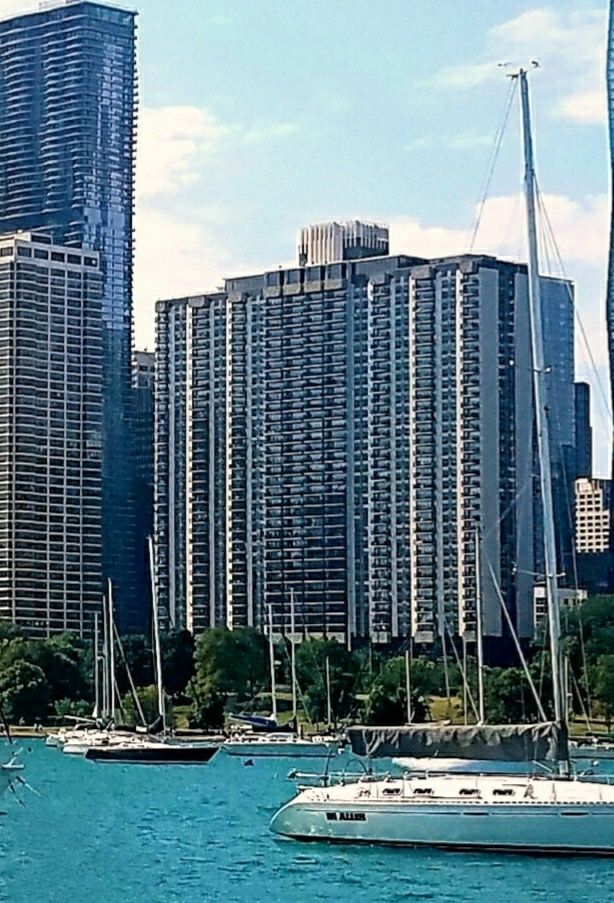 400 E Randolph Street 2208