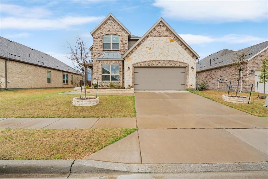 221 Tate Lane