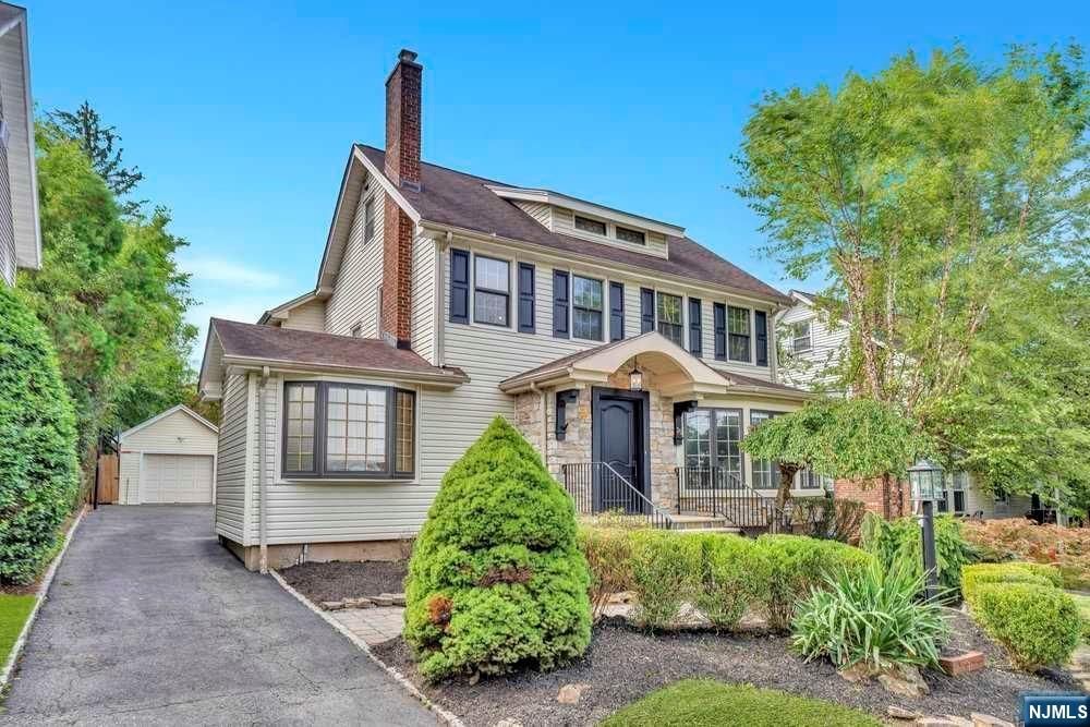25 Linden Avenue