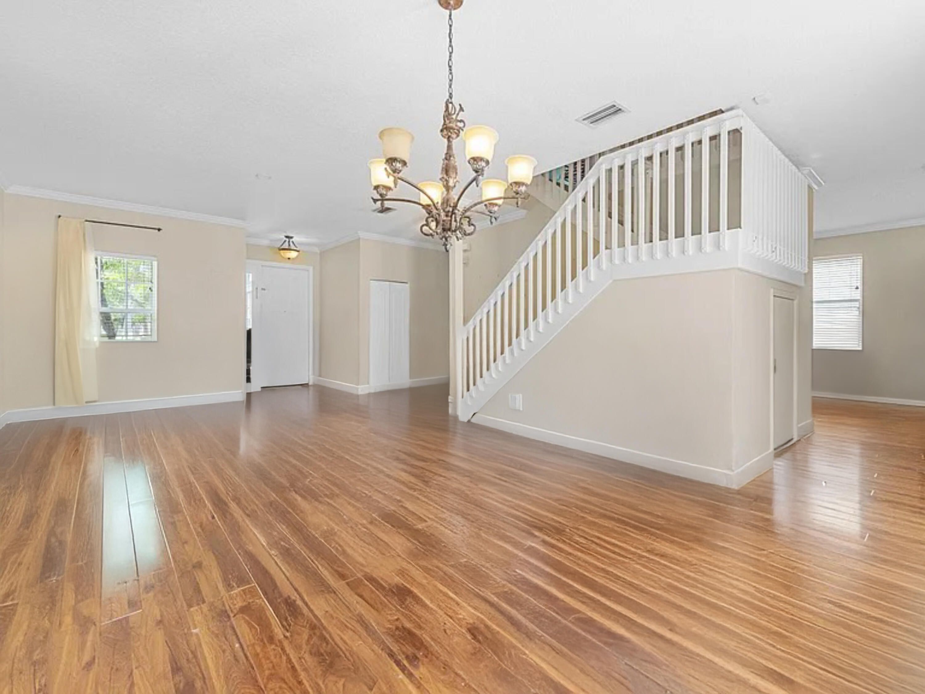 168 Canterbury Place