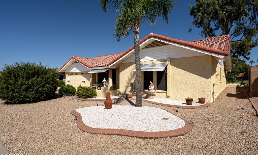 Sunland Village East