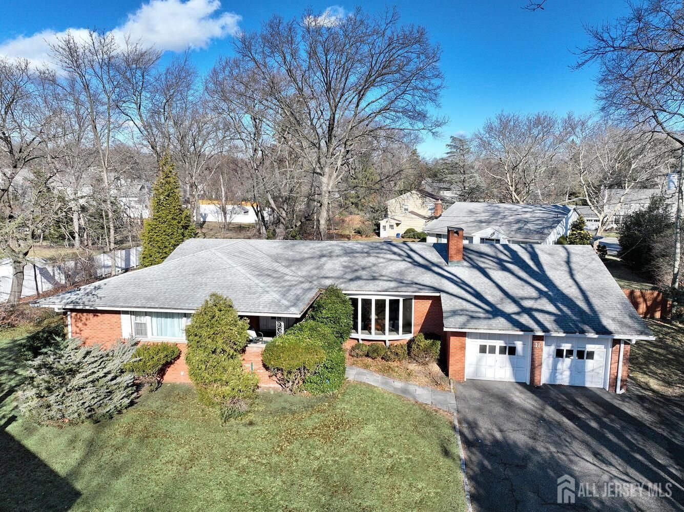 11 Kenneth Road