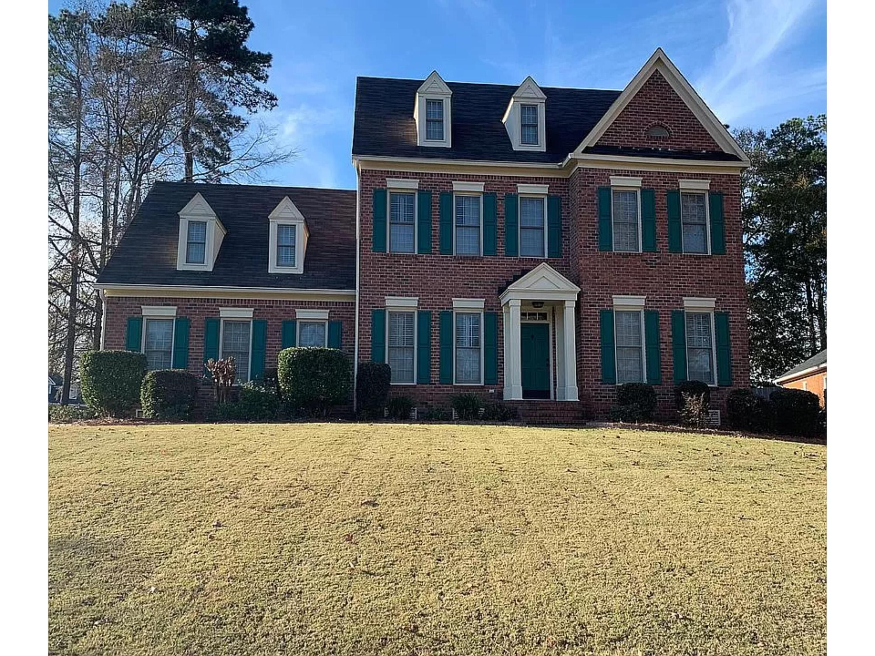 4521 Glastonbury Drive
