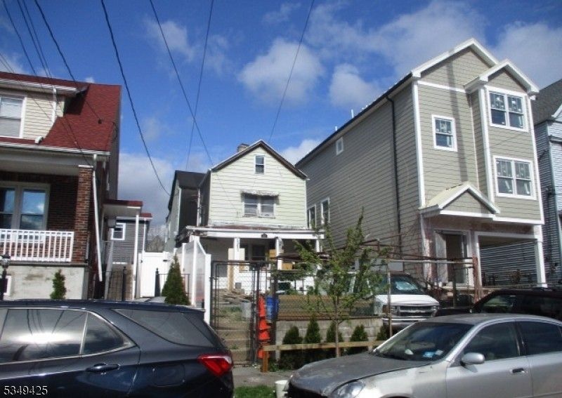 197 Fairmount Ave