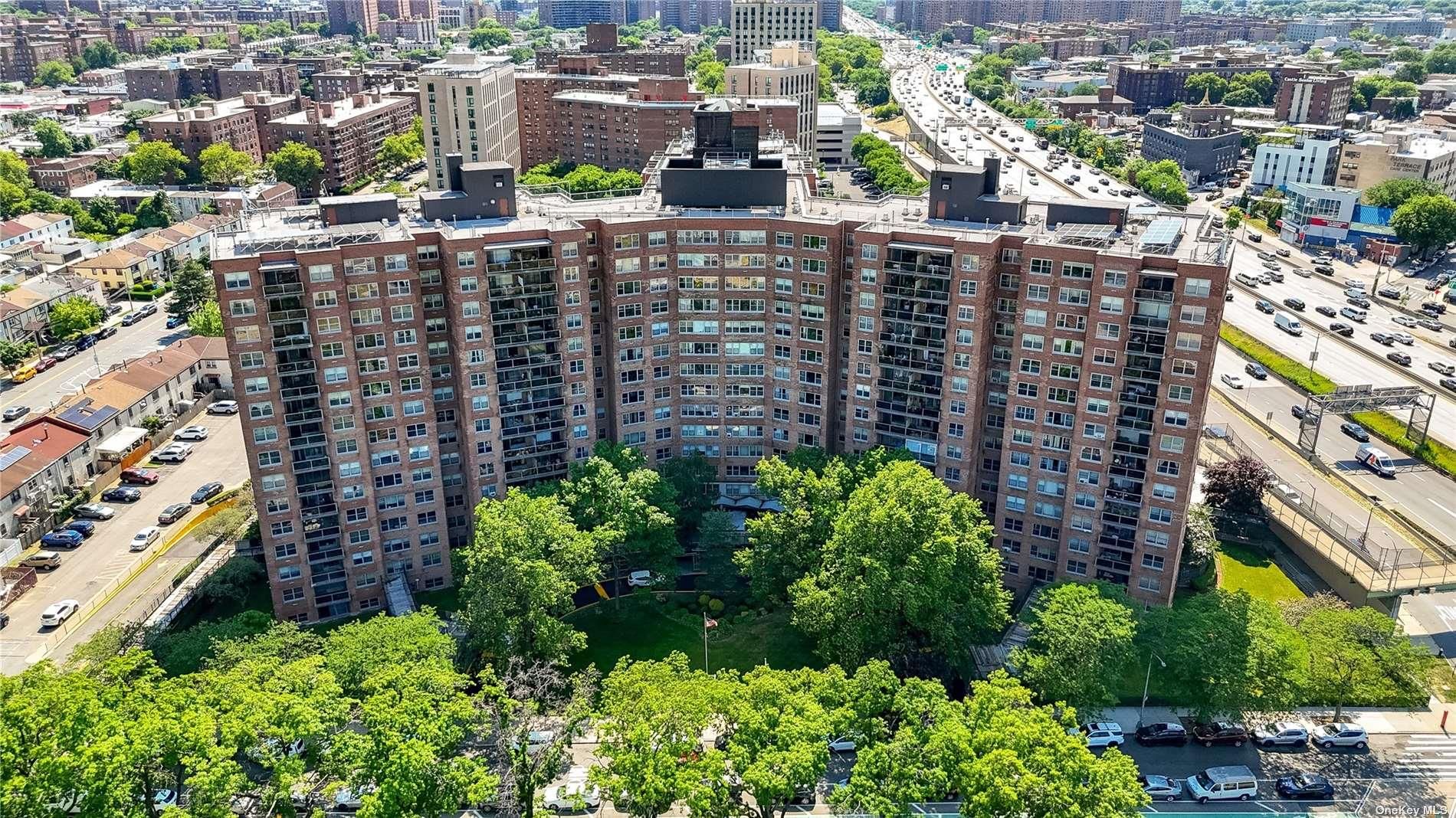 61-20 Grand Central Parkway B 706