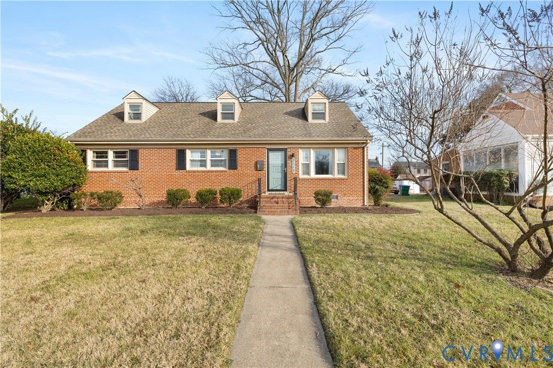 3117 Montrose Avenue