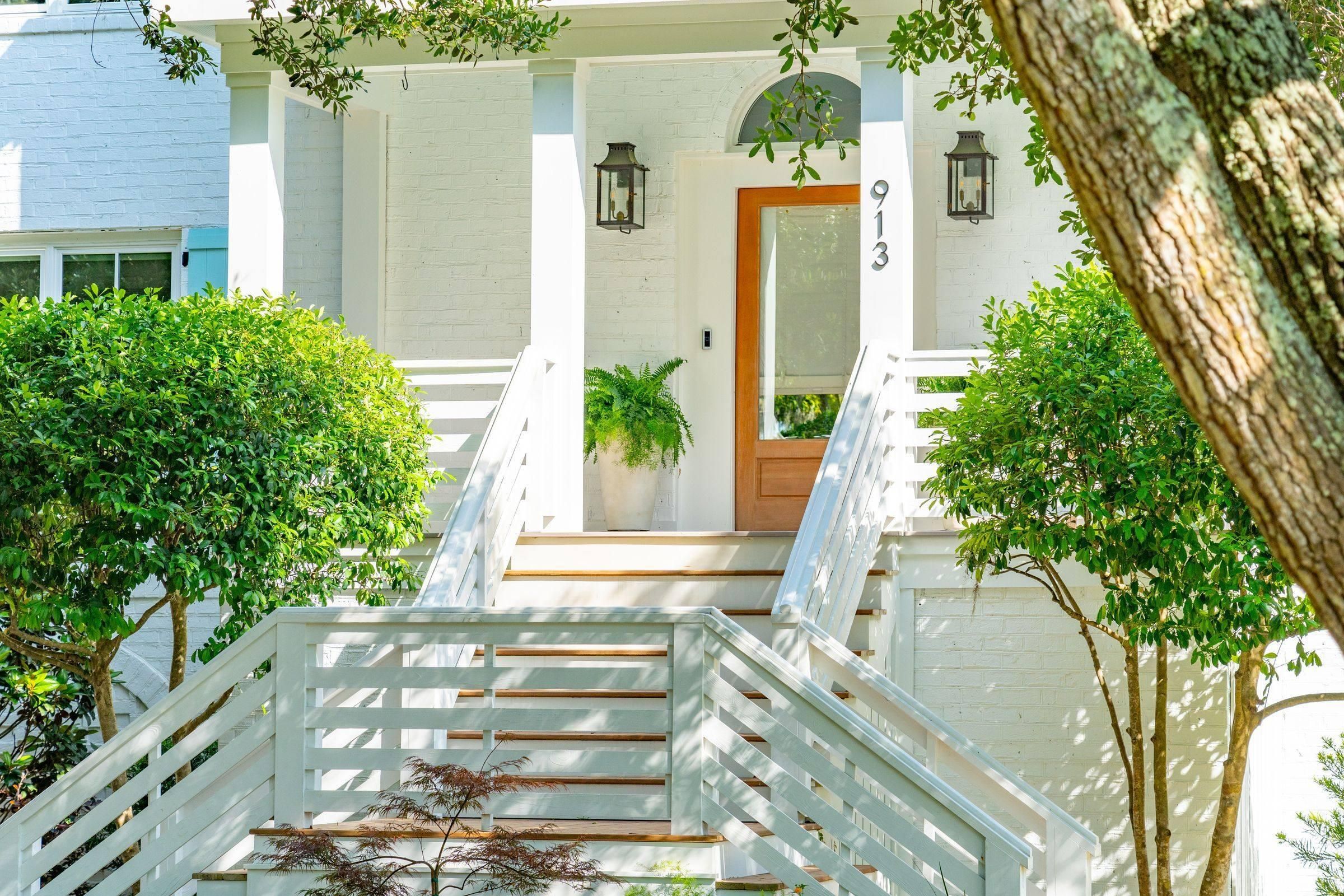 913 Paul Revere Court