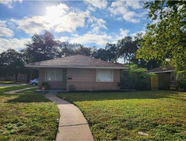 6642 Heron Drive