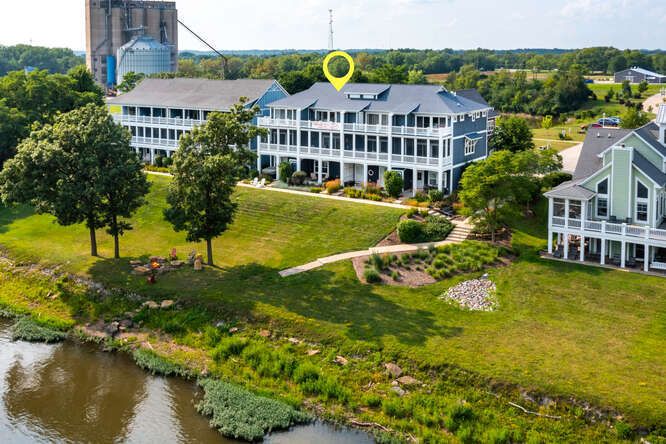 11 River Row