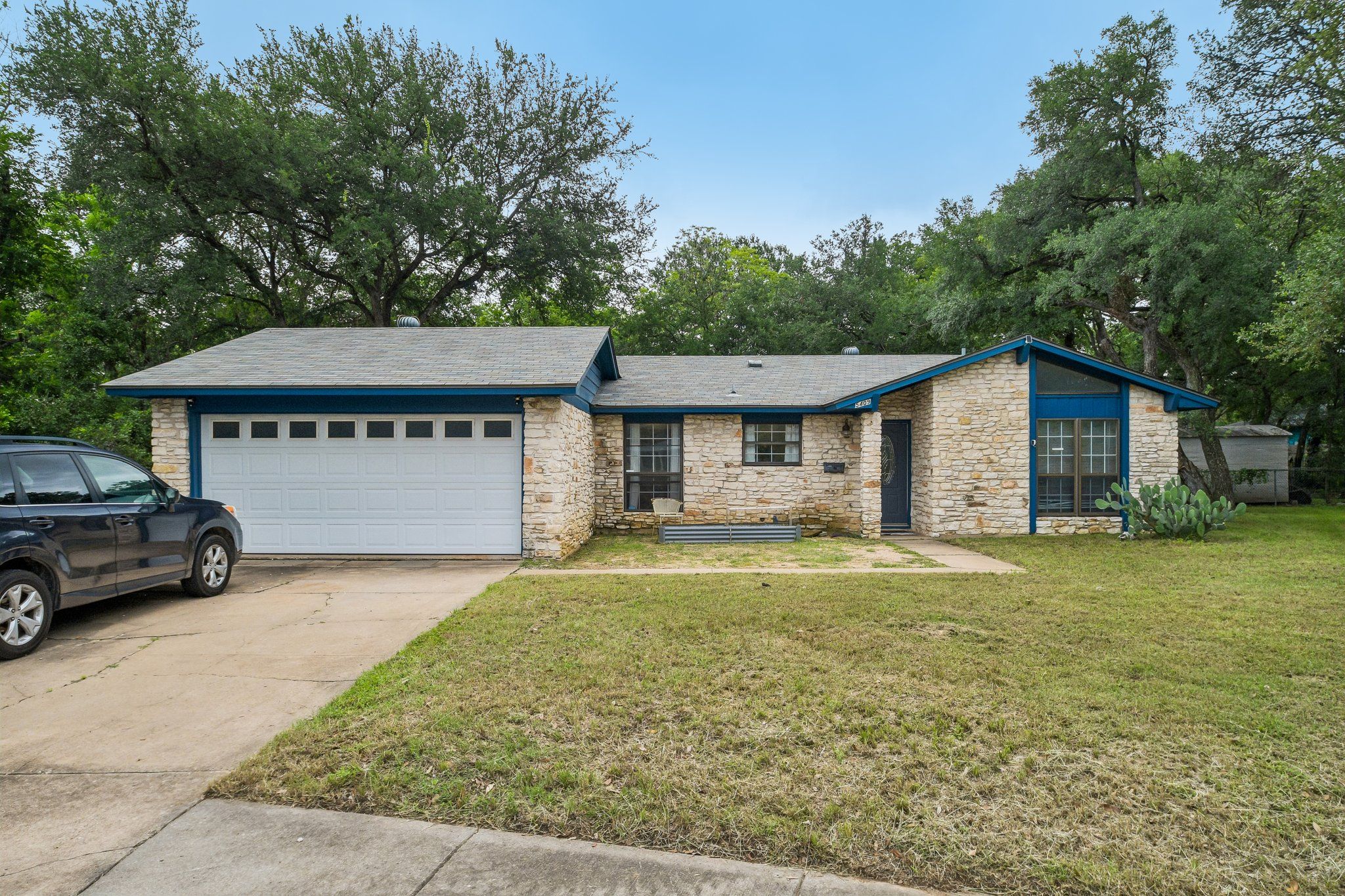5409 Hunters Glen