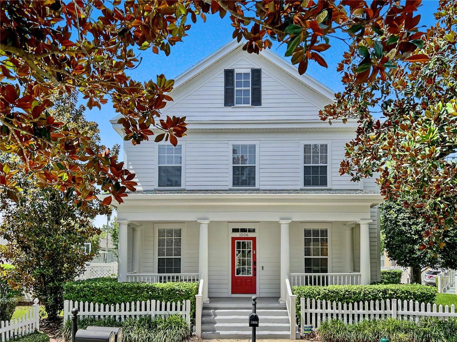1006 Sandlace Court