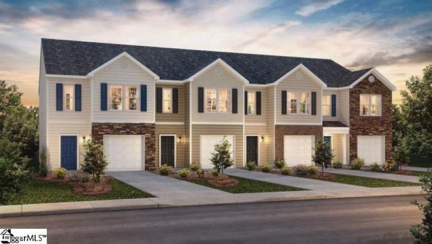 208 Chapelwood Way