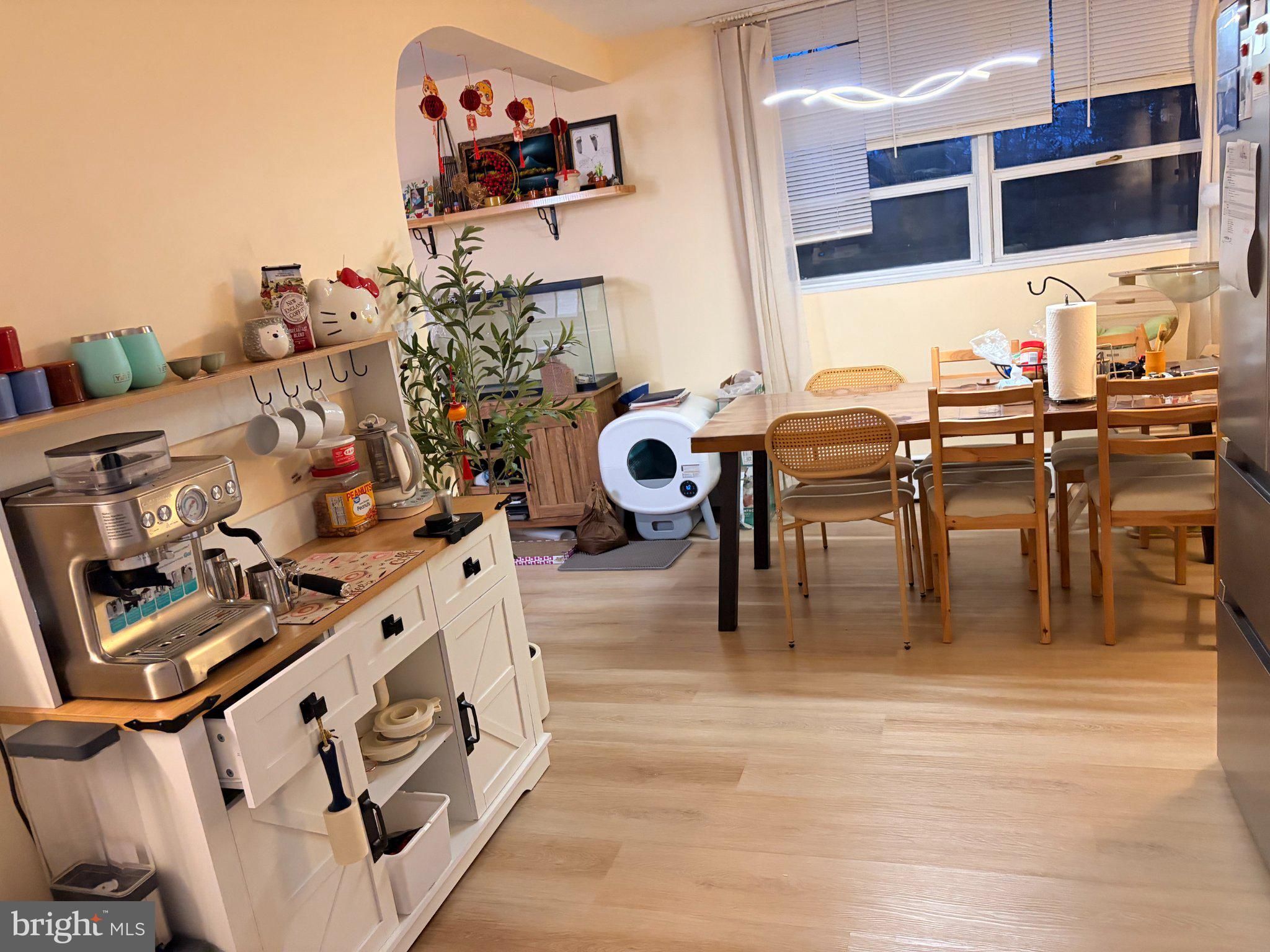 1030 E Lancaster Avenue 203