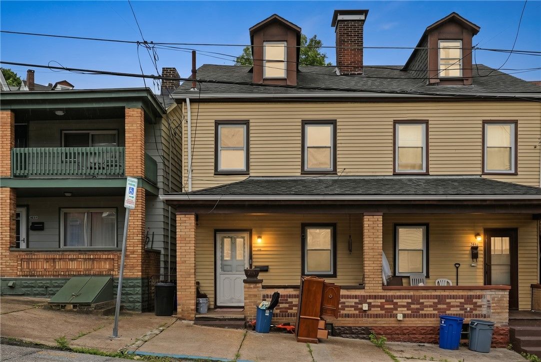 3818 Acorn St