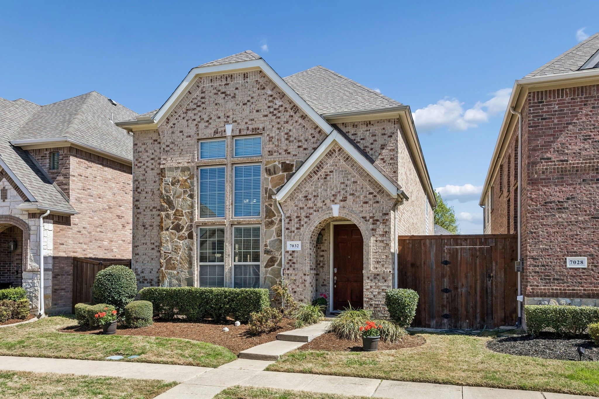 7032 Occidental Road