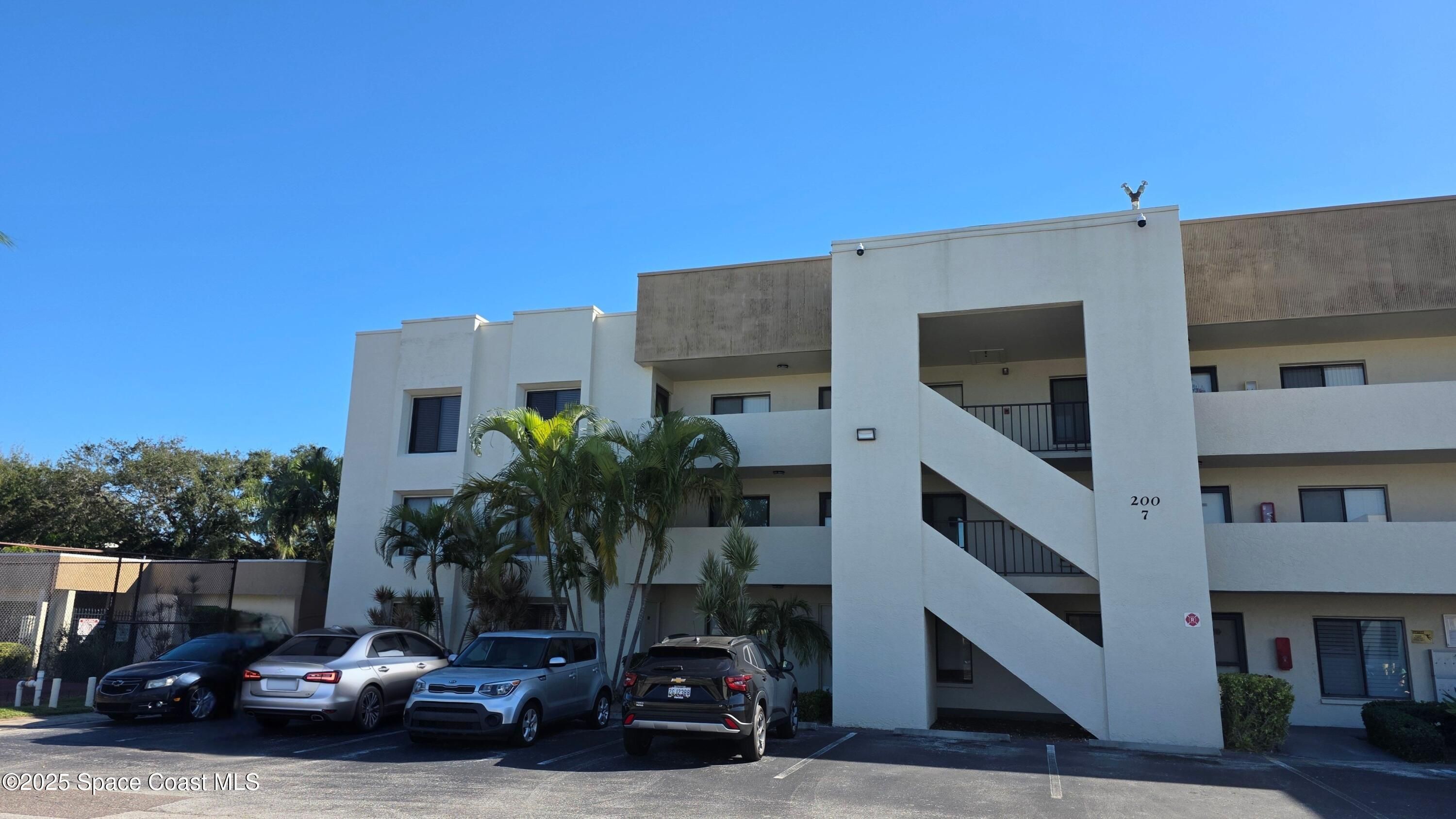 200 International Drive 713