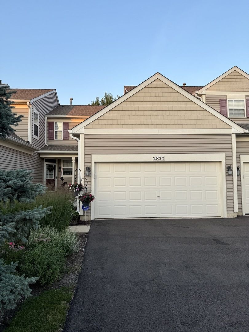 2827 White Thorn Circle