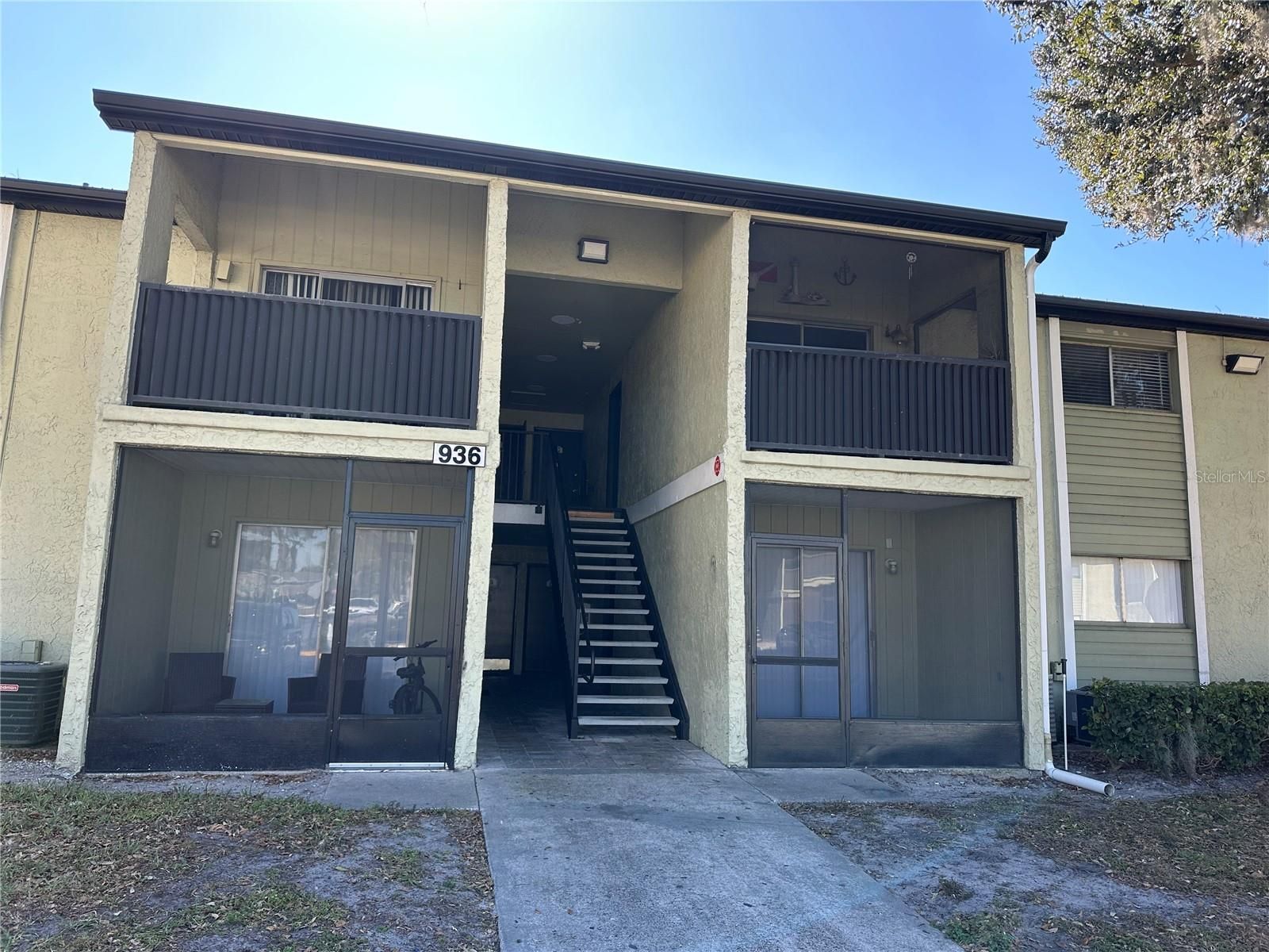 936 Lake Destiny Dr # H