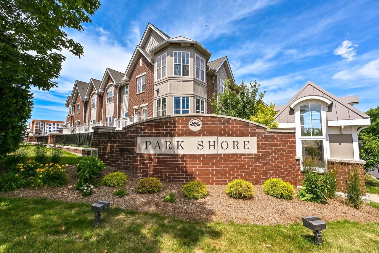 3930 S Lake Drive 303