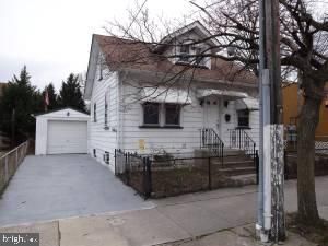 304 Clay Street