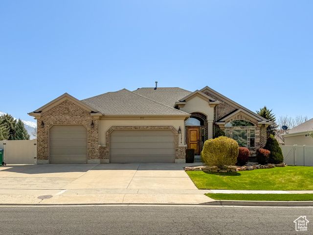 10474 N Canterbury Pl
