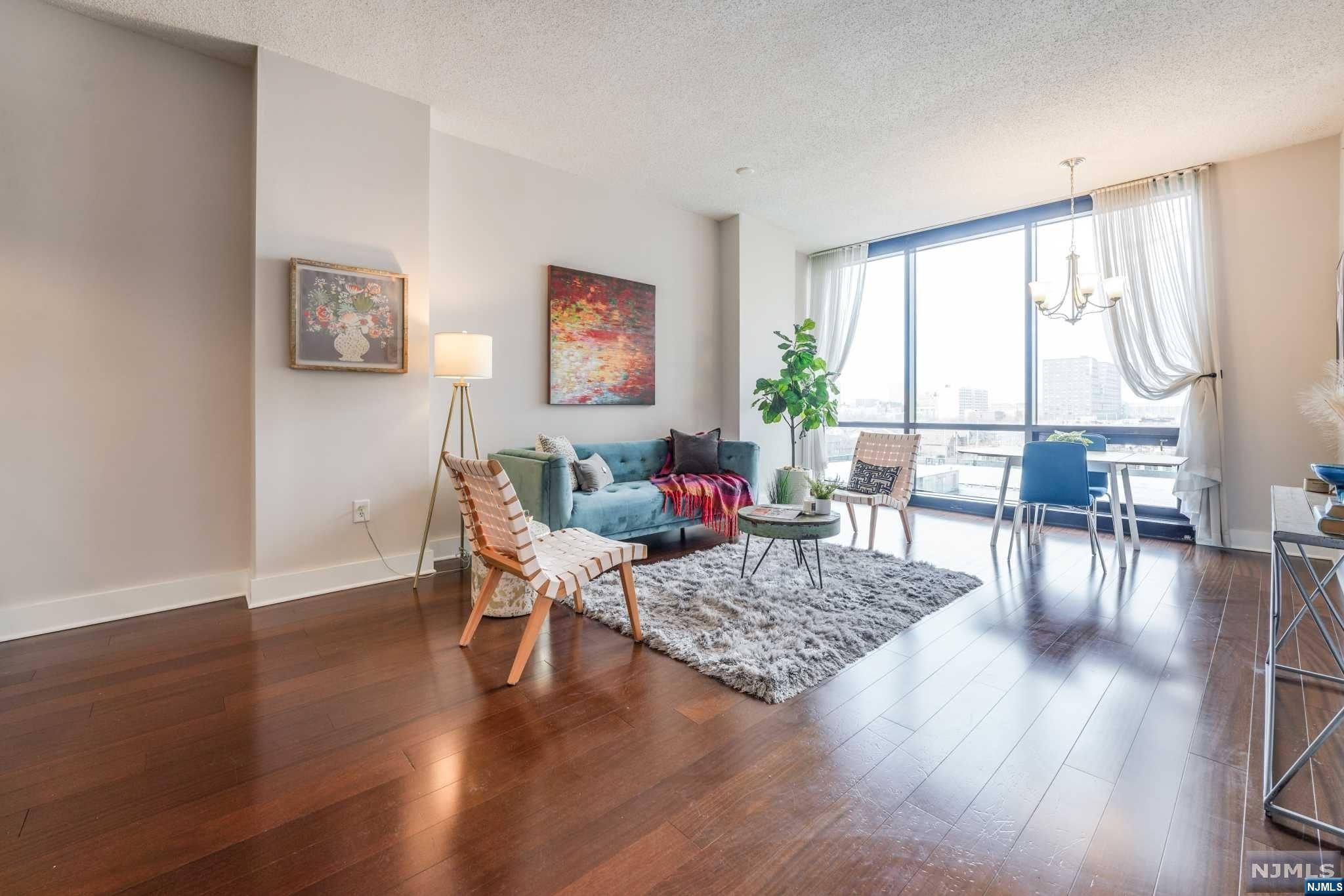 159 2nd Street 607