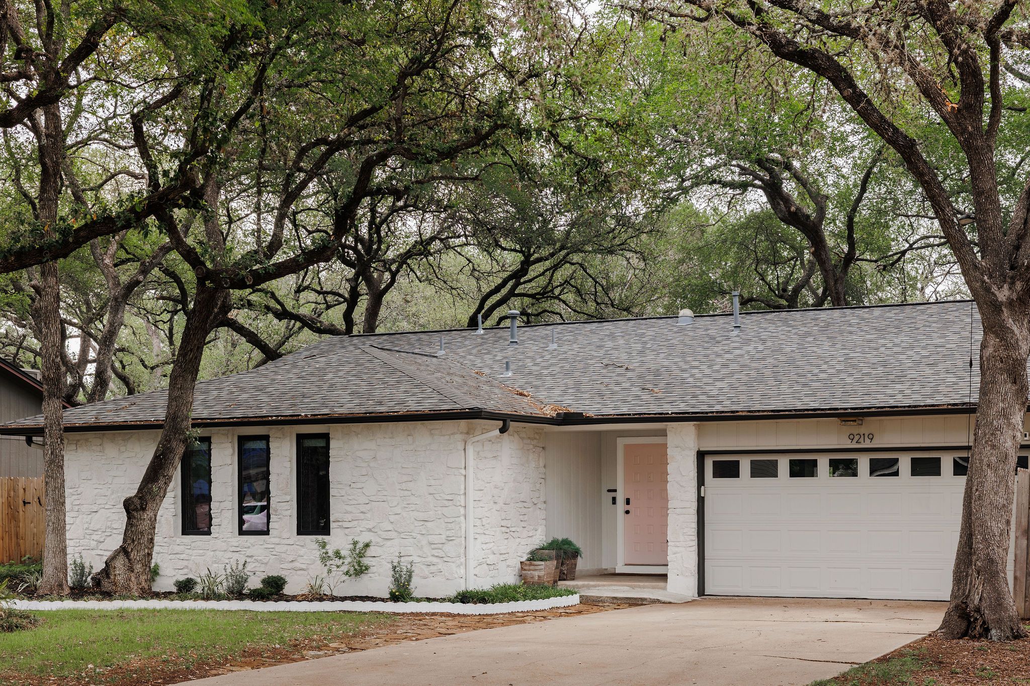 9219 Independence Loop