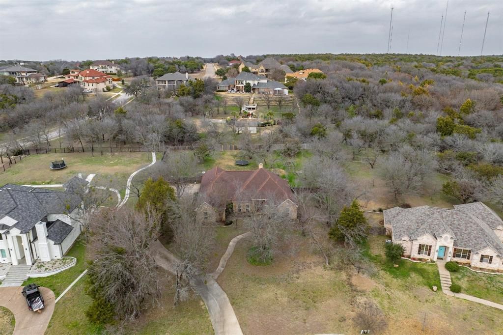 2407 Briarwood Cove