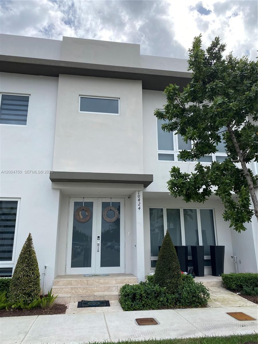 10424 Nw 63rd Ter
