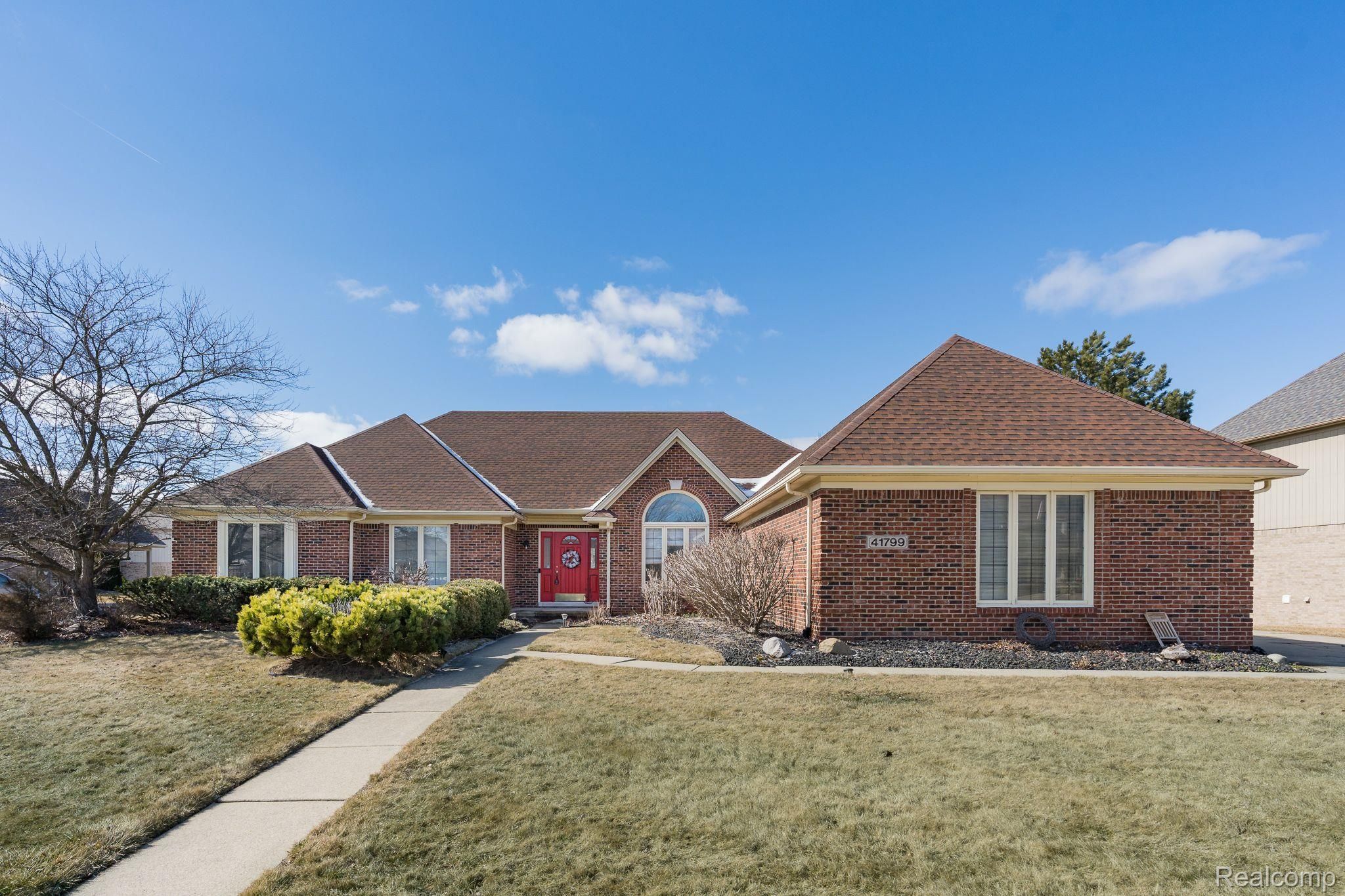 41799 Plumtree Drive