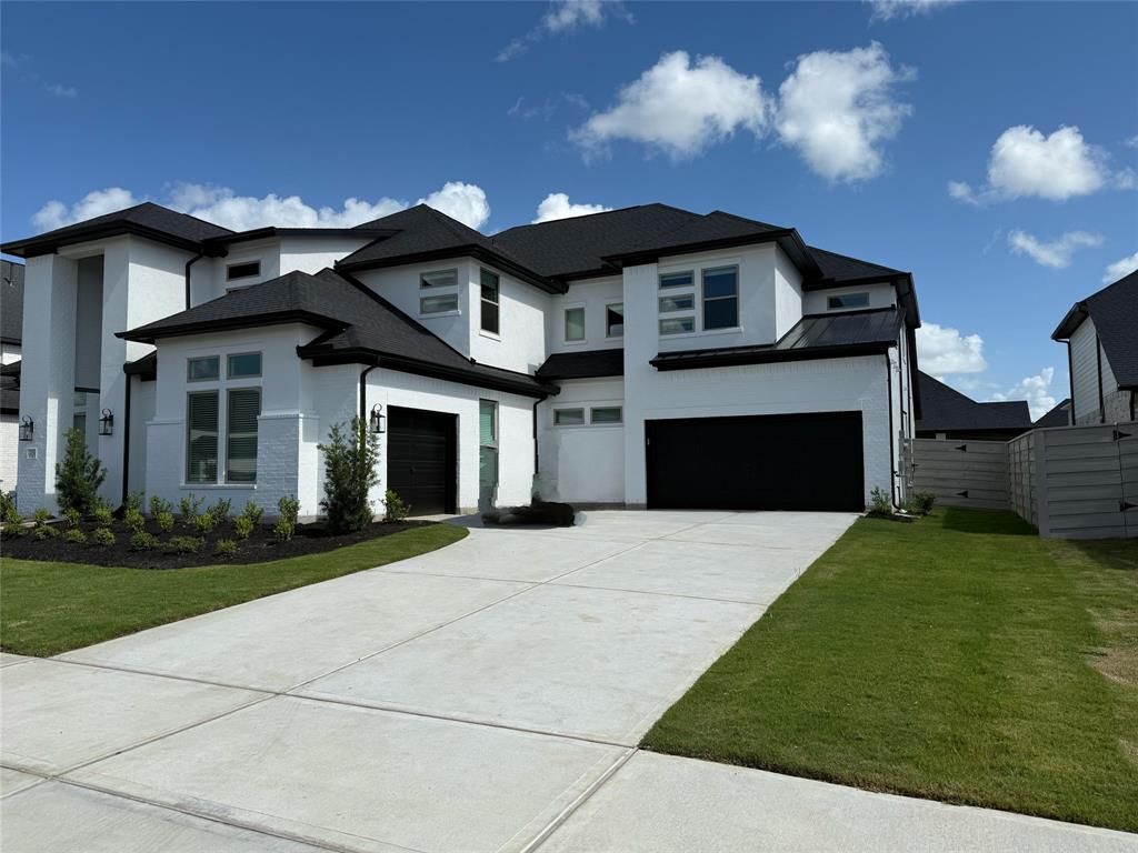 2030 Pine Woodland Lane