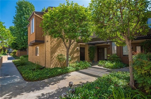 267 Linwood Avenue E